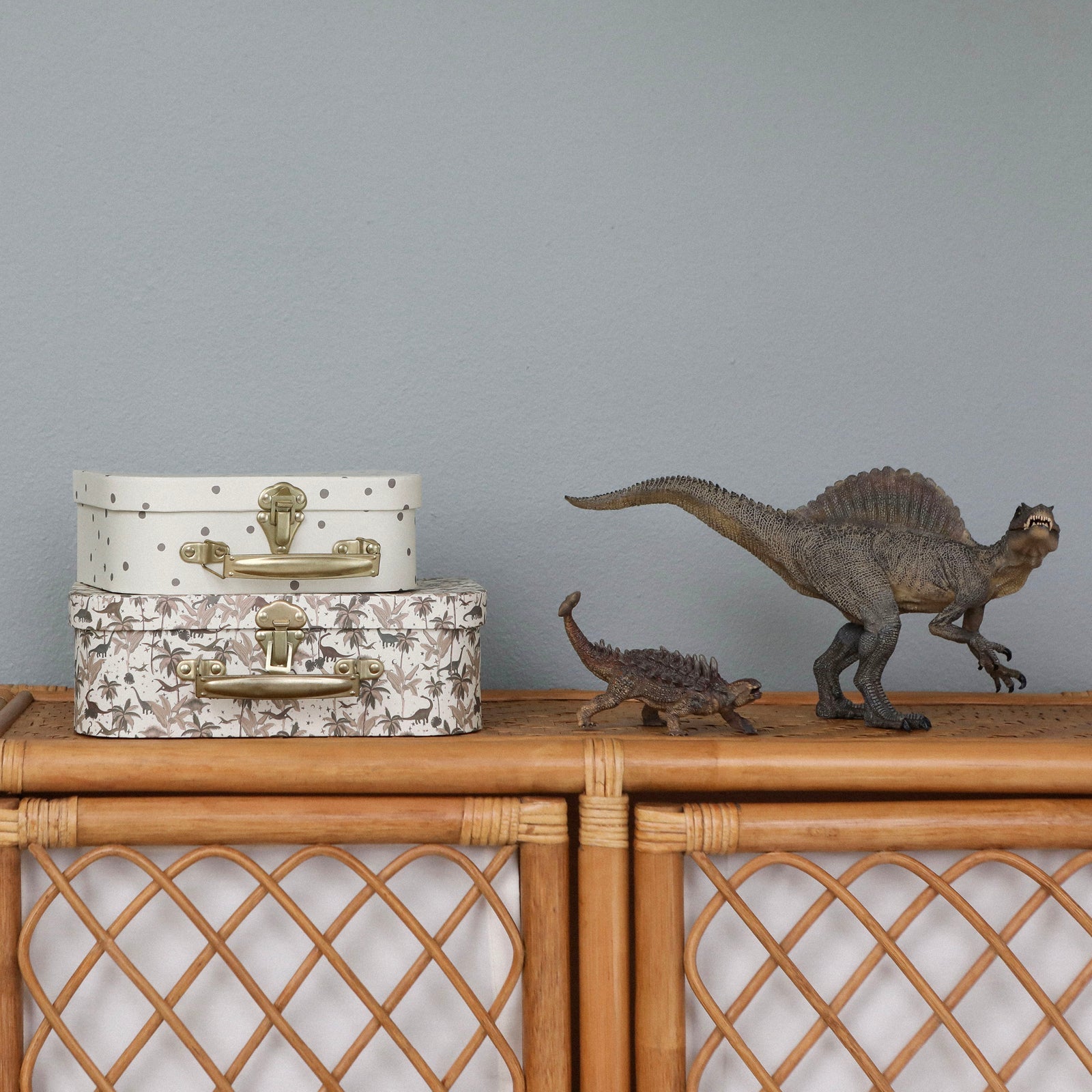 Papo dinosaur, spinosaurus