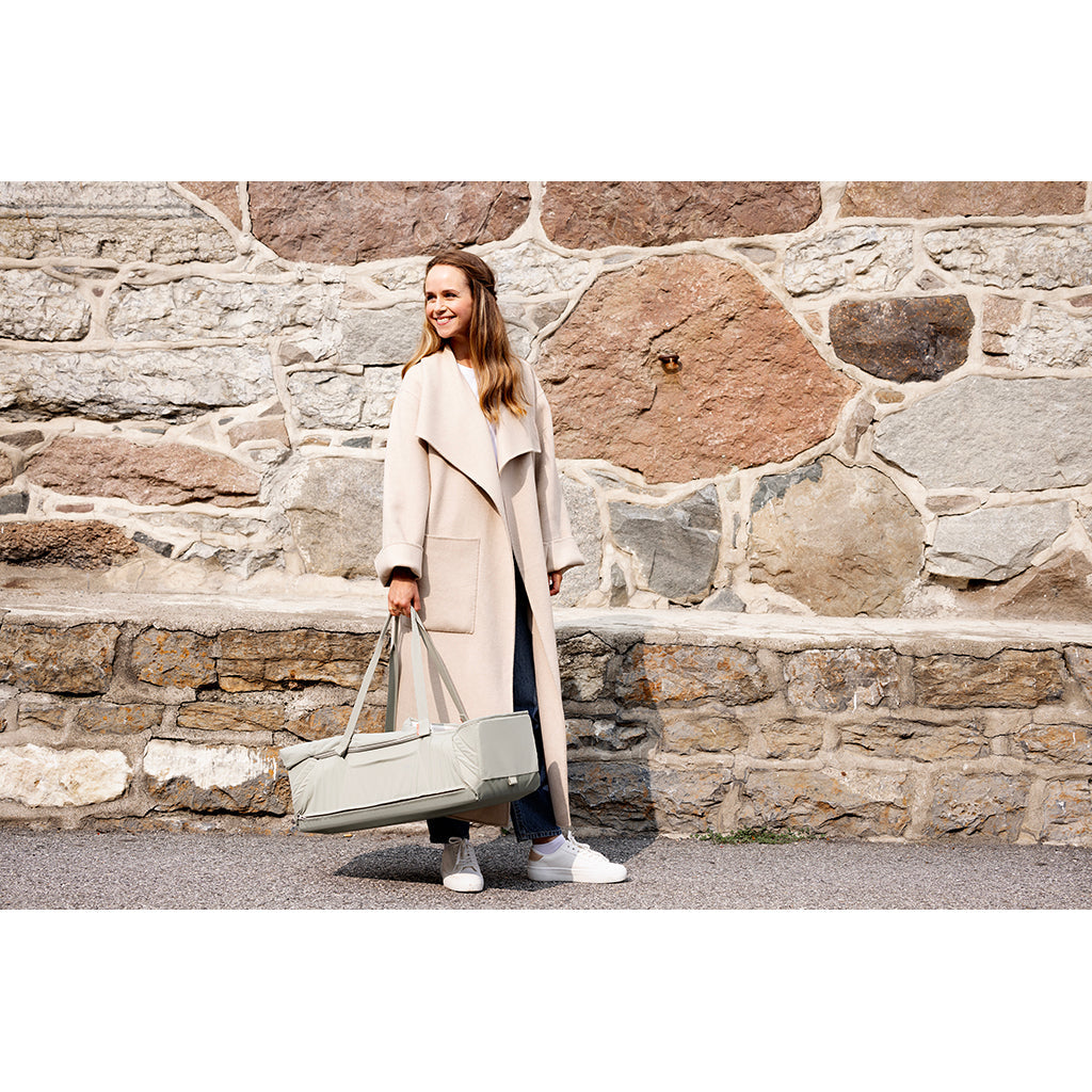 Voksi® Babylift Carry Me, Svart/Krem