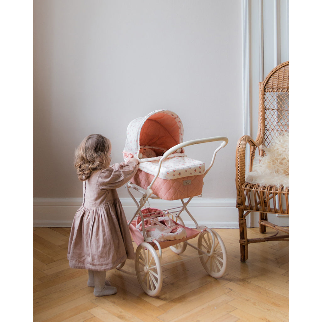 Cam Cam Dukkevogn, Berries