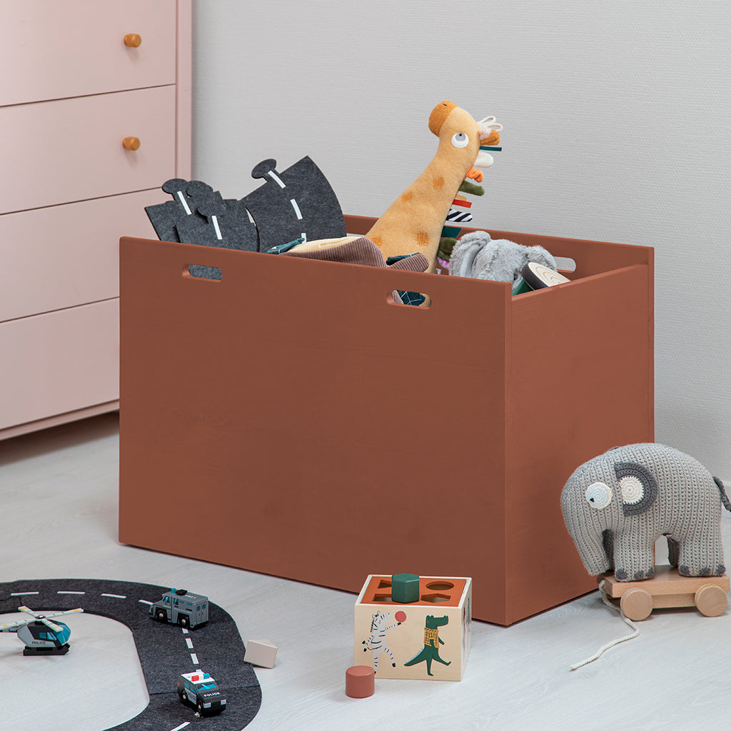 By Aulum Dana oppbevaringskasse med hjul, tilgjengelig i 30 eller 40 cm dybde – Rusty
