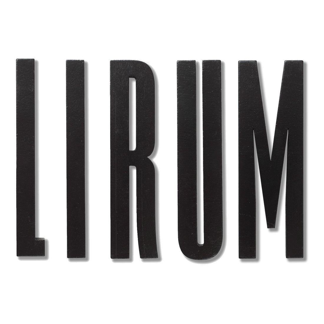 Design Letters bokstaver i tre, A - Å - Sort