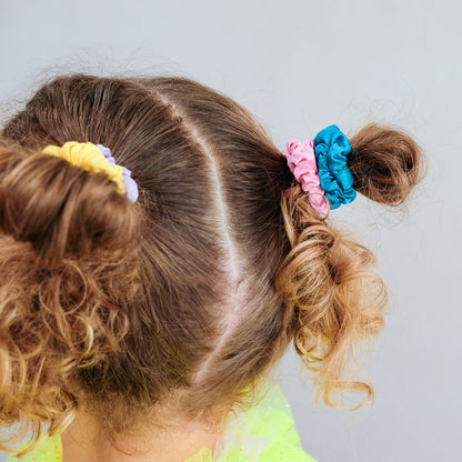 Mimi &amp; Lula 9 scrunchies-hårelastikker – Bright Satin