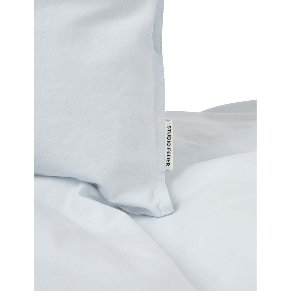 Studio Feder juniorsengetøy, økologisk percale - Light blue