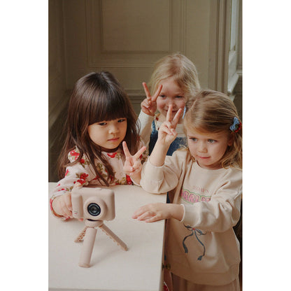 Konges Sløjd, Mitt første kamera - Cherry