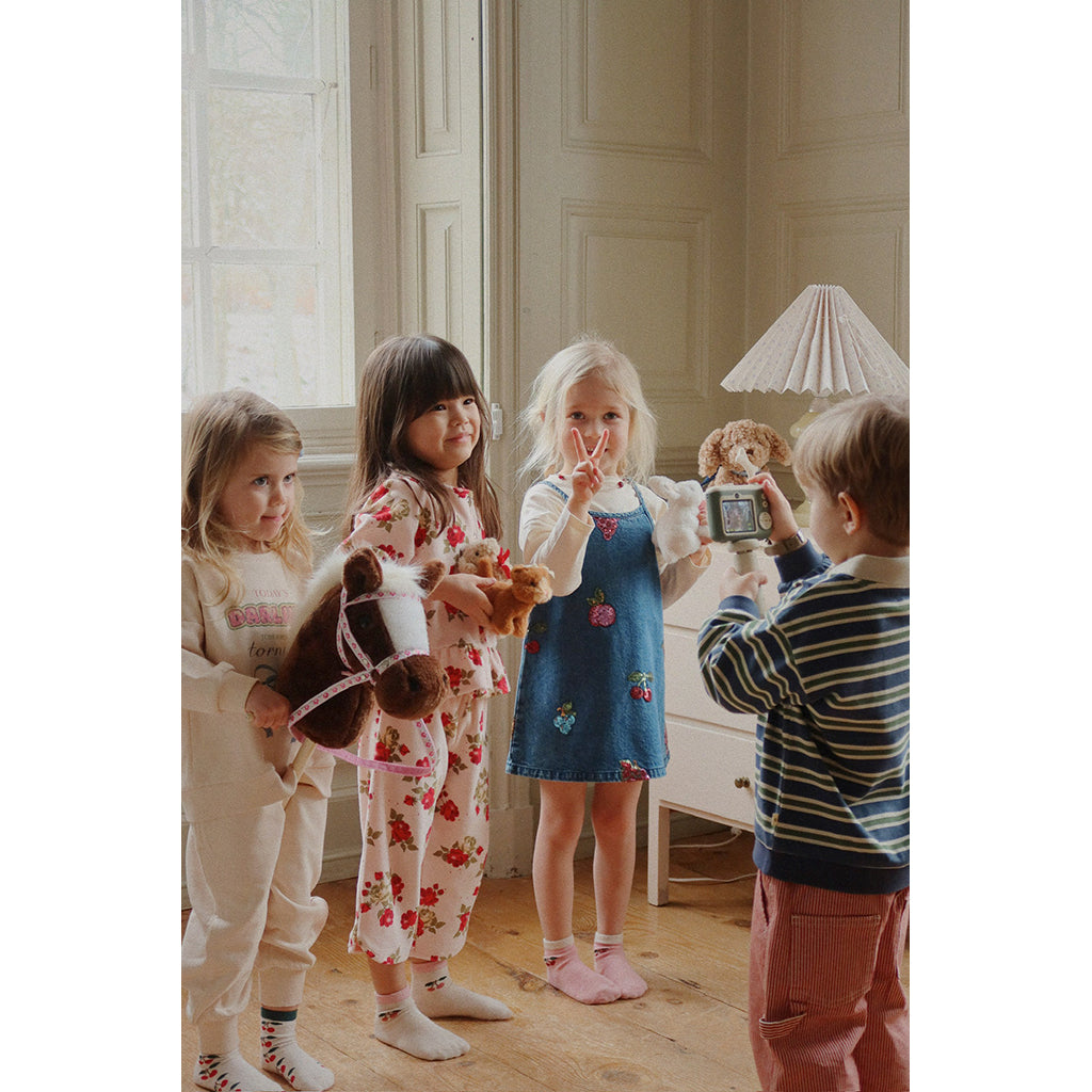 Konges Sløjd, Mitt første kamera - Cherry