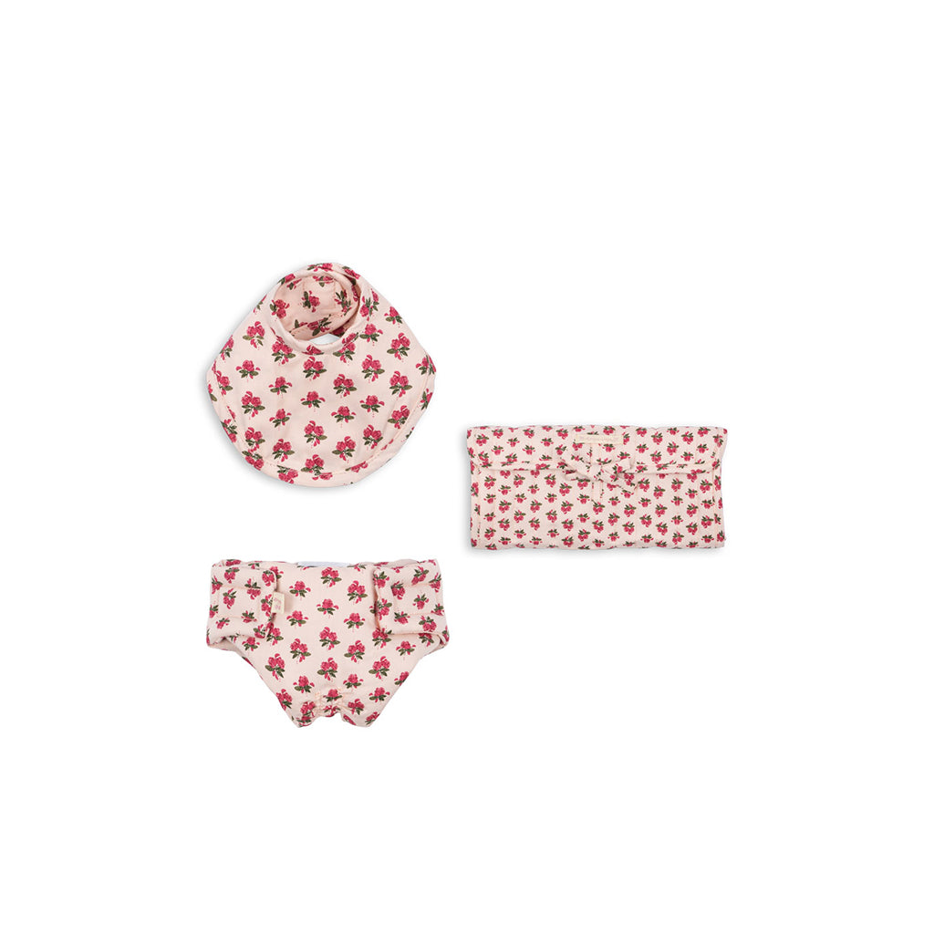 Konges Sløjd dukketilbehør, bleie, teppe og smekke - Rosie rose