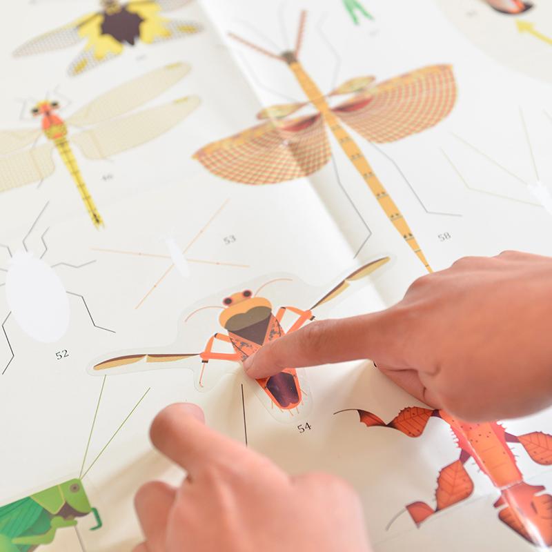 Poppik klistremosaikk i papir, plakat og 44 klistremerker – Insekter