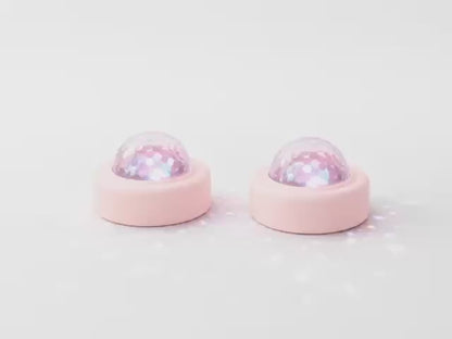 Produktvideo som viser Lalarma Disco Duo - rose i brug
