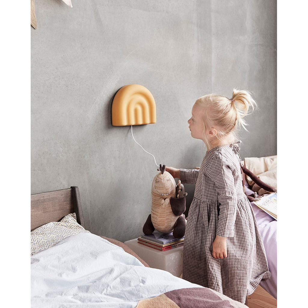 OYOY vegglampe, Regnbue – Light rubber