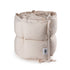 Sebra sengerand i farven Birchbark rose, rullet sammen med logo tydeligt