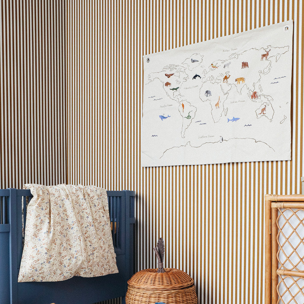 ferm Living veggoppheng/tekstilbilde, The World - off-white