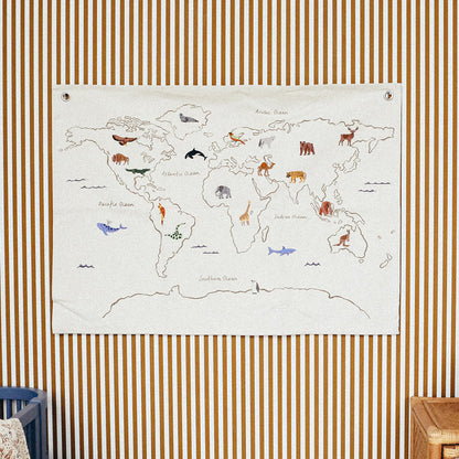 ferm Living veggoppheng/tekstilbilde, The World - off-white
