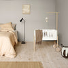 Oliver Furniture, Wood Co-sleeper, vugge og benk - Multifunksjon babyseng