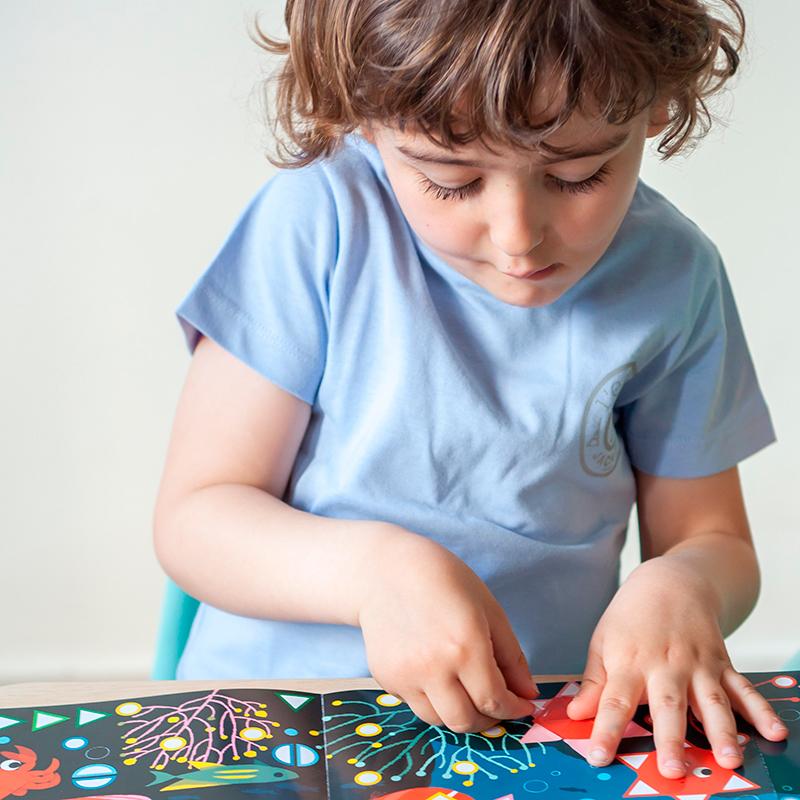 Poppik klistremosaikk i papir, plakat og 750 stickers - Aquarium