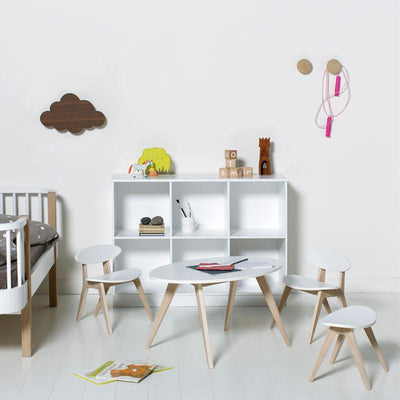 Oliver Furniture Wood Pingpong barnestol